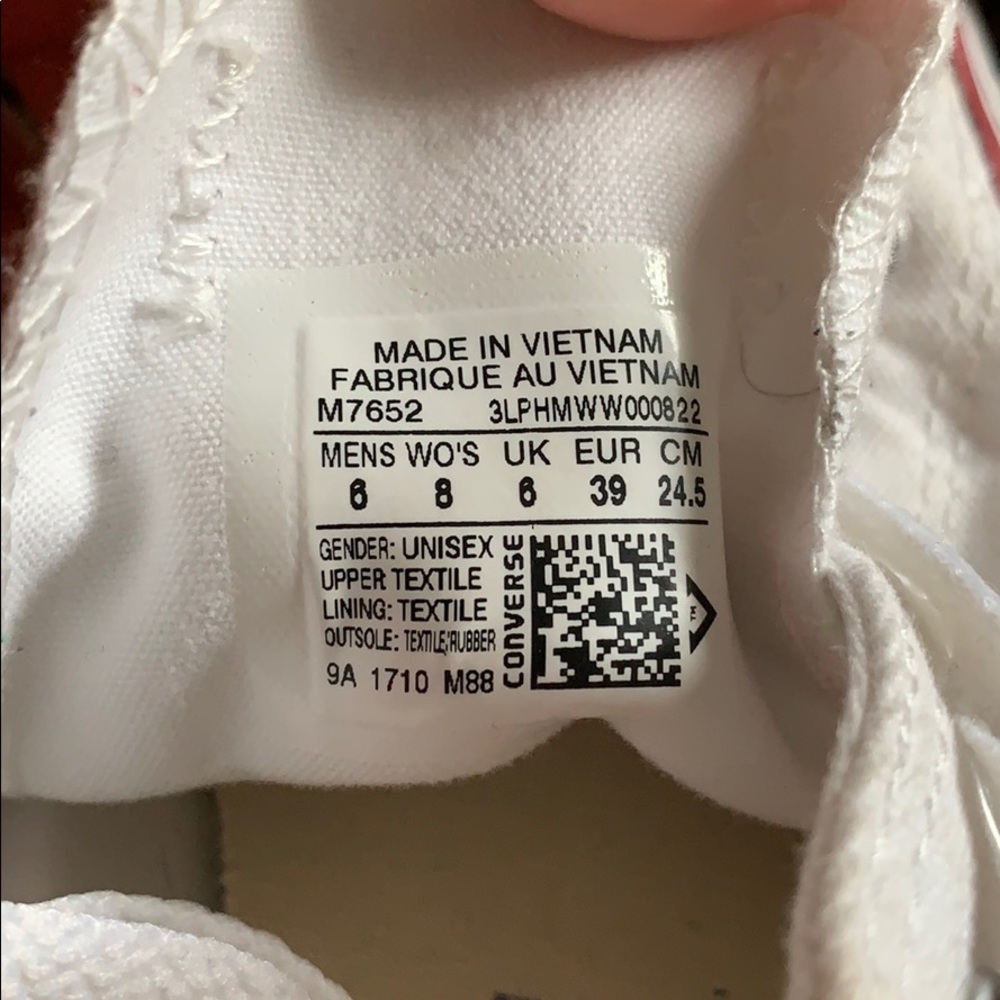 Converse - Picture 4 of 4